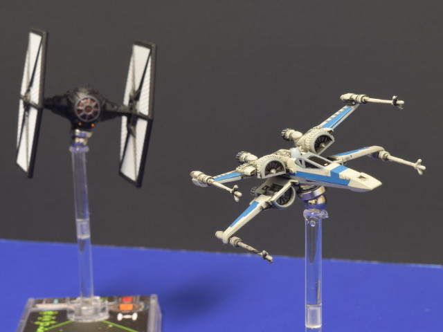 Star wars models on mounts with magnets