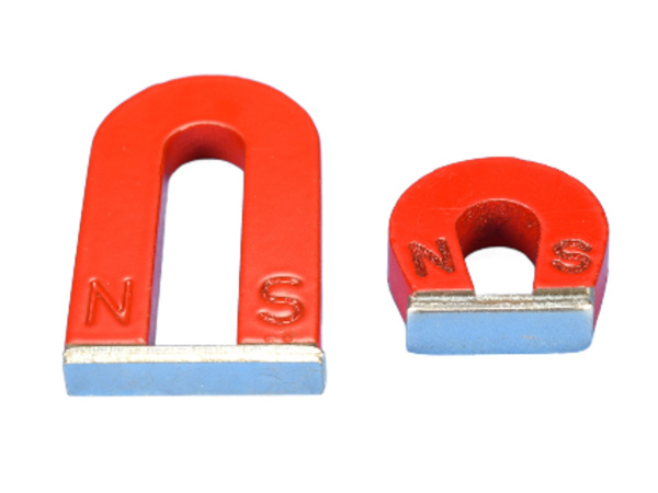 Alnico horseshoe magnets in red with keeper