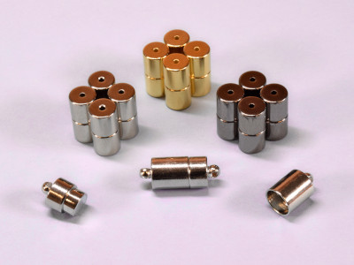 Variety of magnetic clasp styles and coatings