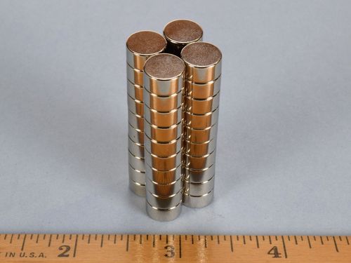 d63-n52-neodymium-disc-magnet--thumbnail-2