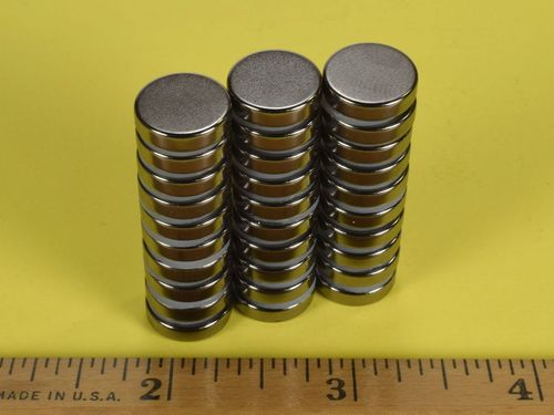 d82b-n52-neodymium-disc-magnet--thumbnail-2