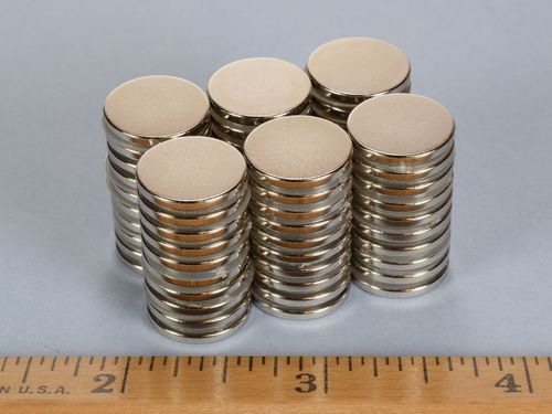 d91-neodymium-disc-magnet--thumbnail-2