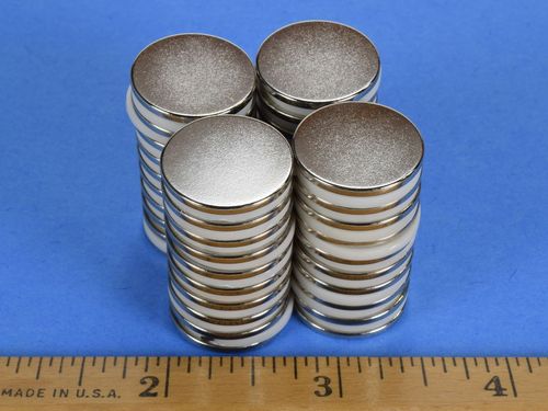 dc1-n52-neodymium-disc-magnet--thumbnail-2